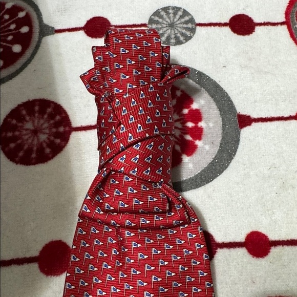 Lauren Ralph Lauren Elegant Red Necktie NO BROOCH - Picture 1 of 2